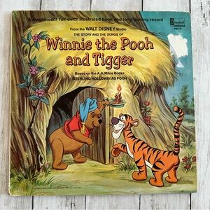 VINTAGE DISNEY WINNIE THE POOH AND TIGGER VINYL RECORD 1968
